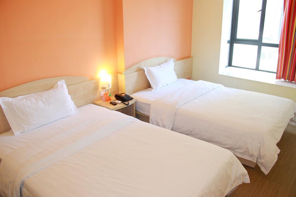 7Days Inn Qingdao Haiyunan Xinglong Road Bilik gambar